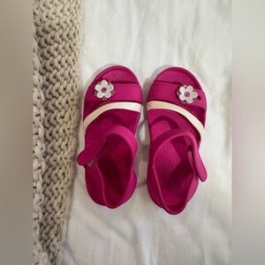 Crocs Girls Lina Charm Sandals size C11